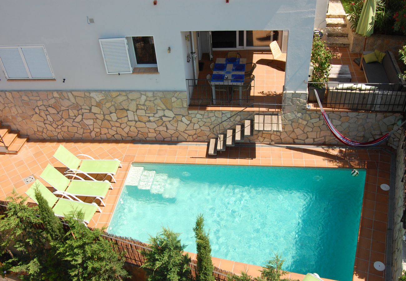 Apartment in Pals - Casa Fuera